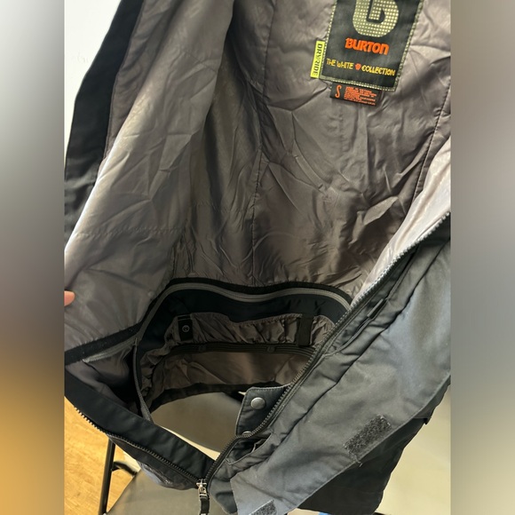 Burton snowboard jacket - Picture 5 of 5